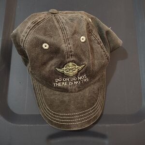 Yoda Disney Parks hat